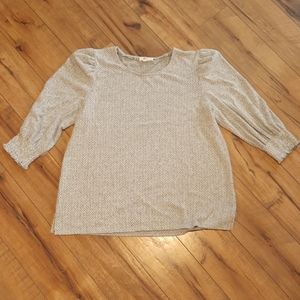 3/4 length sleeve, cute grey top